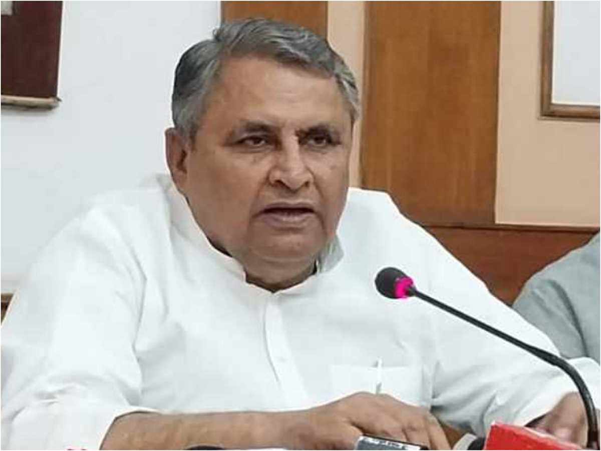 बिहार में बाढ़ से बिगड़े हालात, मंत्री बोले - 1967 के बाद पहली बार कोसी में आया इतना पानी